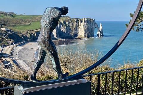 2-day Giverny Etretat Honfleur Mont Saint-Michel Private trip