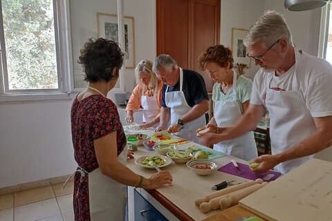 Ostuni: Fried Panzerotti and Puccitedde Cooking Class