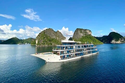 Explorez la baie de Lan Ha et le village de Viet Hai 3 jours avec croisière 5 étoiles