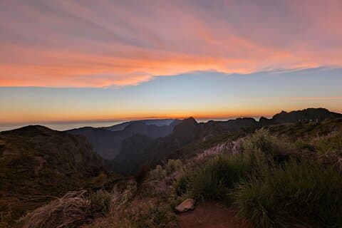 ピコ・ド・アリエイロの夕日、天国への階段（オプション）ハイキング