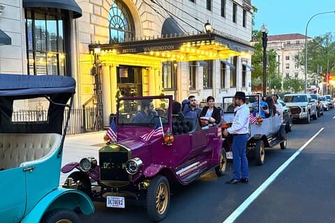 Gruppe/Private Washington D.C Moonlight Tour i luksus vintage bil