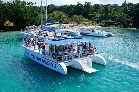Dunn's River Falls mit Katamaran-Kreuzfahrt ab Montego Bay