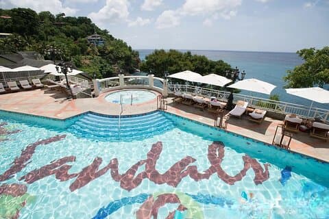 Tur och retur Flygplatstransfer till valfri Sandals Resort
