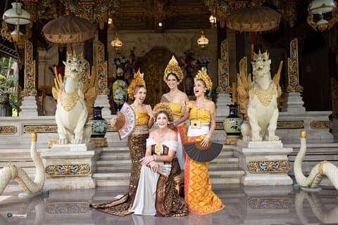 Bali Professional Photoshoot wear balinese Royal Outfit
