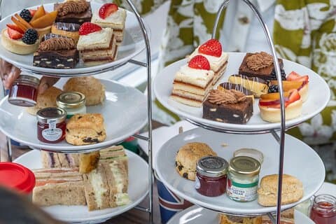 Buckingham Palace og ettermiddagste Sightseeing Tour med PG Tips