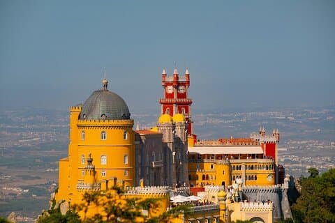 Lissabon : Halvdagstur till Sintra med Pena Palace-biljetter