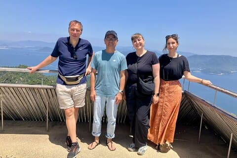 Recorrido de 5,5 horas al Santuario Itsukushima y la Cumbre de Miyajima en Miyajima