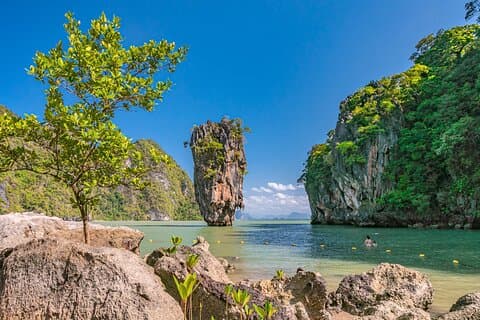 James Bond Island av Big Boat med kano