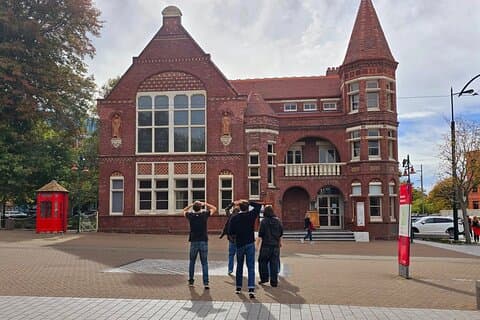 Christchurch Mystery Puzzle Tour “Schaduw van het Prisma”