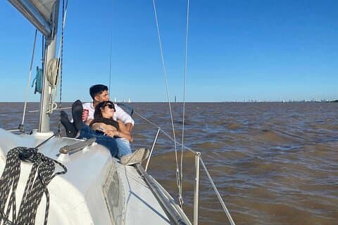Private Sailing with Transfer from Buenos Aires
