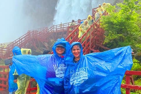 USA Side Maid of the Mist Boat and Cave of the Winds combo tour