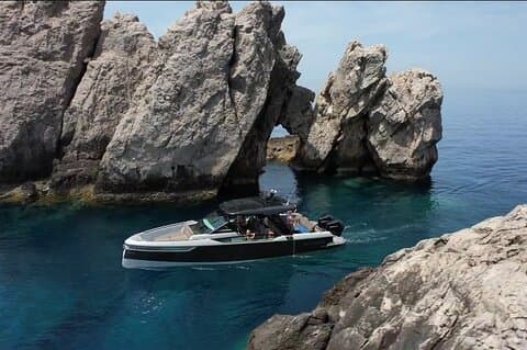 Paxos, Antipaxos and Bluecaves Private Speedboat Tour