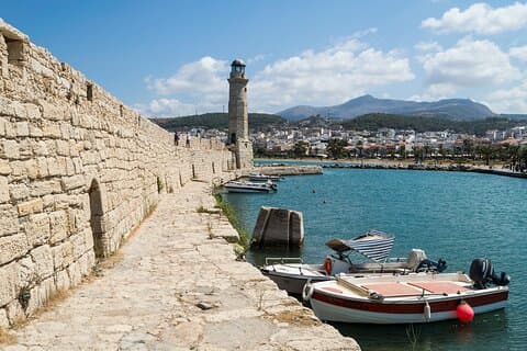 Transporte privado entre Chania e Heraklion com Rethymno Tour