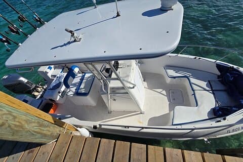 Nassau Center Console Aluguer de barco com Skipper