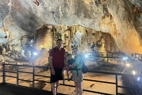 Phong Nha and Paradise Cave Day Trip from Dong Hoi with Lunch