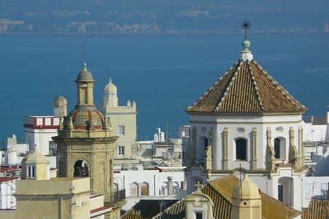 From Seville: Private Day Trip to Jerez & Cádiz