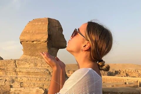 Læs mere "Lisanslı Türkçe Rehber ile Giza Piramitleri & Sfenks Özel Turu"