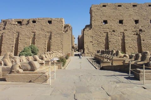Excursão de dia inteiro em Luxor East e West Banks