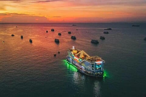 Pattaya museum, illusjon kveld og Ocean Sky fra Bangkok