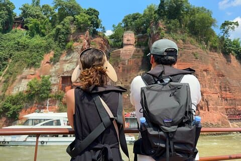 Panda und Leshan Buddha Private Tour
