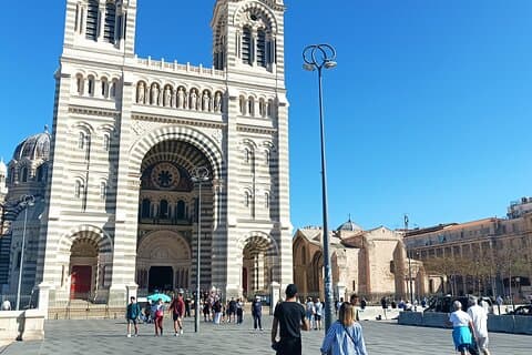 Marseille private Wanderung mit einem offiziellen Reiseleiter !