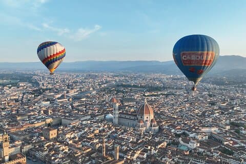 Tour privato: volo in mongolfiera su Firenze