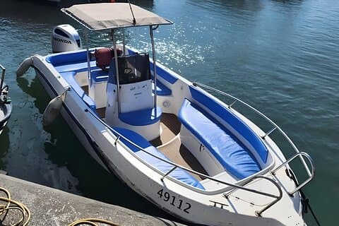 Private Tel Aviv-Jaffa Boat Rental with Captain 1 or 2 hours
