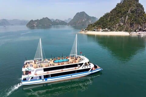 Croisière d'une journée Premium 5 étoiles dans la baie d'Ha Long avec jacuzzi et kayak