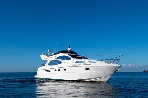 Huur een Porto Santo privéjacht op Madeira