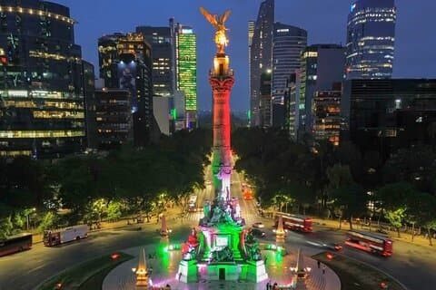 Biludlejning med privat chauffør, oplev Mexico City