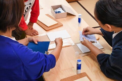Experiência de notebook Japonês feita à mão e passeio da fábrica