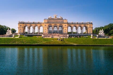 Vienna in 2 Hours: Private Express City Highlights Tour
