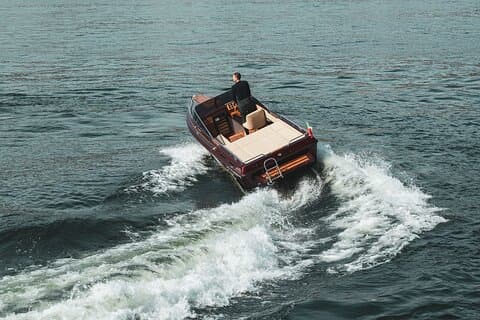 3 hours Private Boat Tour from Como to Nesso Waterfall