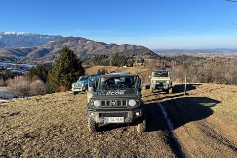 Piatra Craiului Off Road Adventure de Bucarest avec de nouvelles voitures