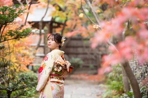 Kimono Elegance Experience & Professionele Fotoshoot in Fukuoka