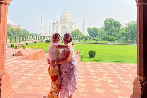 Private Full-Day/Sunrise Taj Mahal & Agra Fort Tour from Delhi