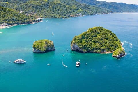 Excursión privada en velero a las Islas Marietas: 8 horas de paraíso