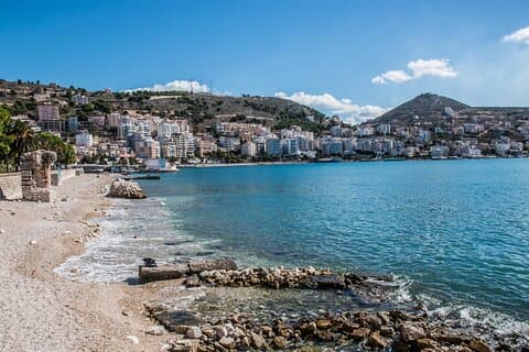 Tour di un giorno a Sarande, isole Ksamil e sorgente Blue Eye