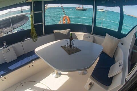 Catamaran Day with Onboard Meal in Boa Vista