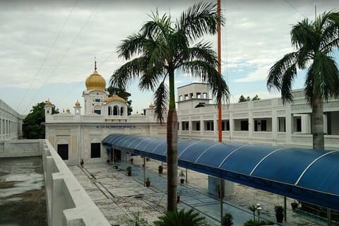 From Lahore 7 Days Guru Nanak Sikh Heritage Tour in West Punjab