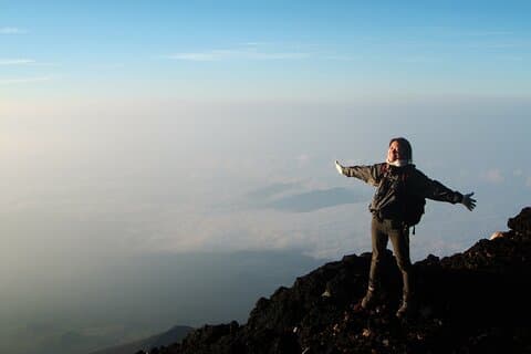 2-Day Mt Fuji Climbing Tour to Summit from Tokyo with Free Gear
