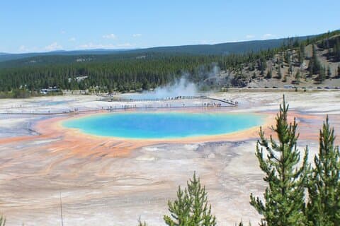 Los Angeles to Las Vegas Yellowstone National Park 7 Day Tour