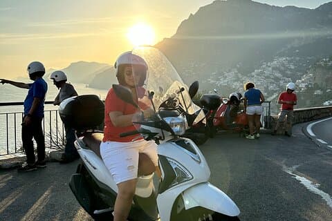 Visite de la côte amalfitaine - Location de scooter