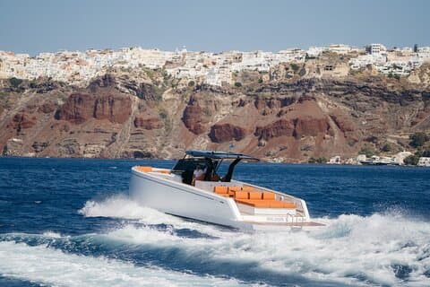 Santorini Privat båtkryssning med måltid och dryck