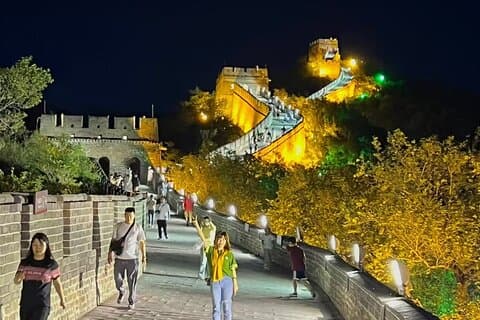 Privat Badaling Great Wall Night Tour med engelsk chaufför