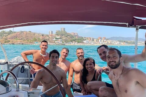 Heldags privat seglingstur i Barcelona - 6 timmar