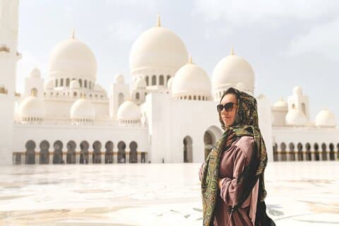 Private geführte Abu Dhabi Tagestour mit kostenloser Fotografie