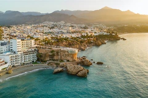 Nerja e Frigiliana White Villages: Excursão privada a partir de Málaga