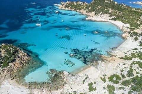 Croisière privée cinq étoiles en voilier de détente sur les îles de La Maddalena