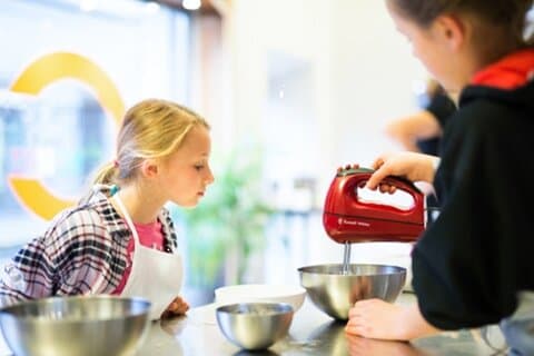 Divertido experiência de cozinha familiar